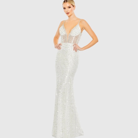 Mac Duggal Dresses & Skirts - Mac Duggal Embellished Trumpet Gown‎ Dress in White Size 6 Sequin Wedding Bridal